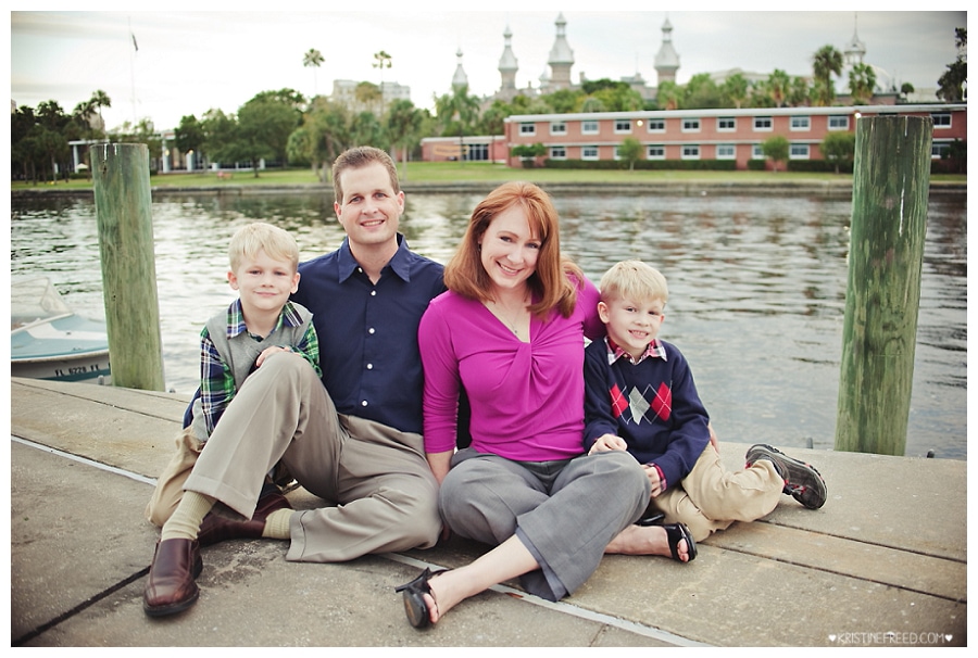 Holiday Mini Sessions Curtis Hixon Park | L Family