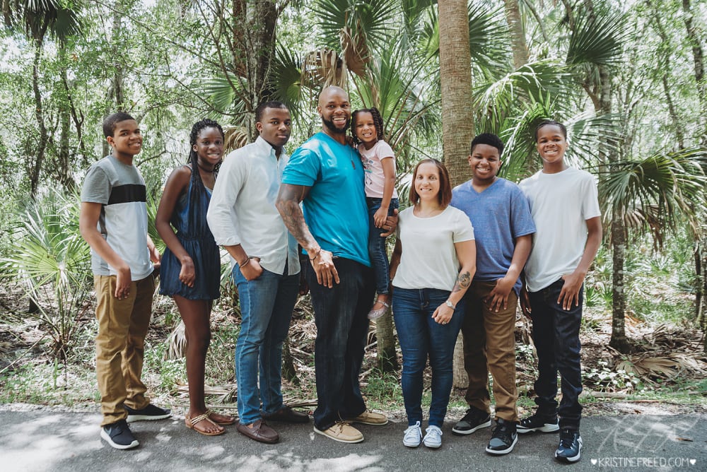 Tampa Family Portrait Photographer | Big Family Memory