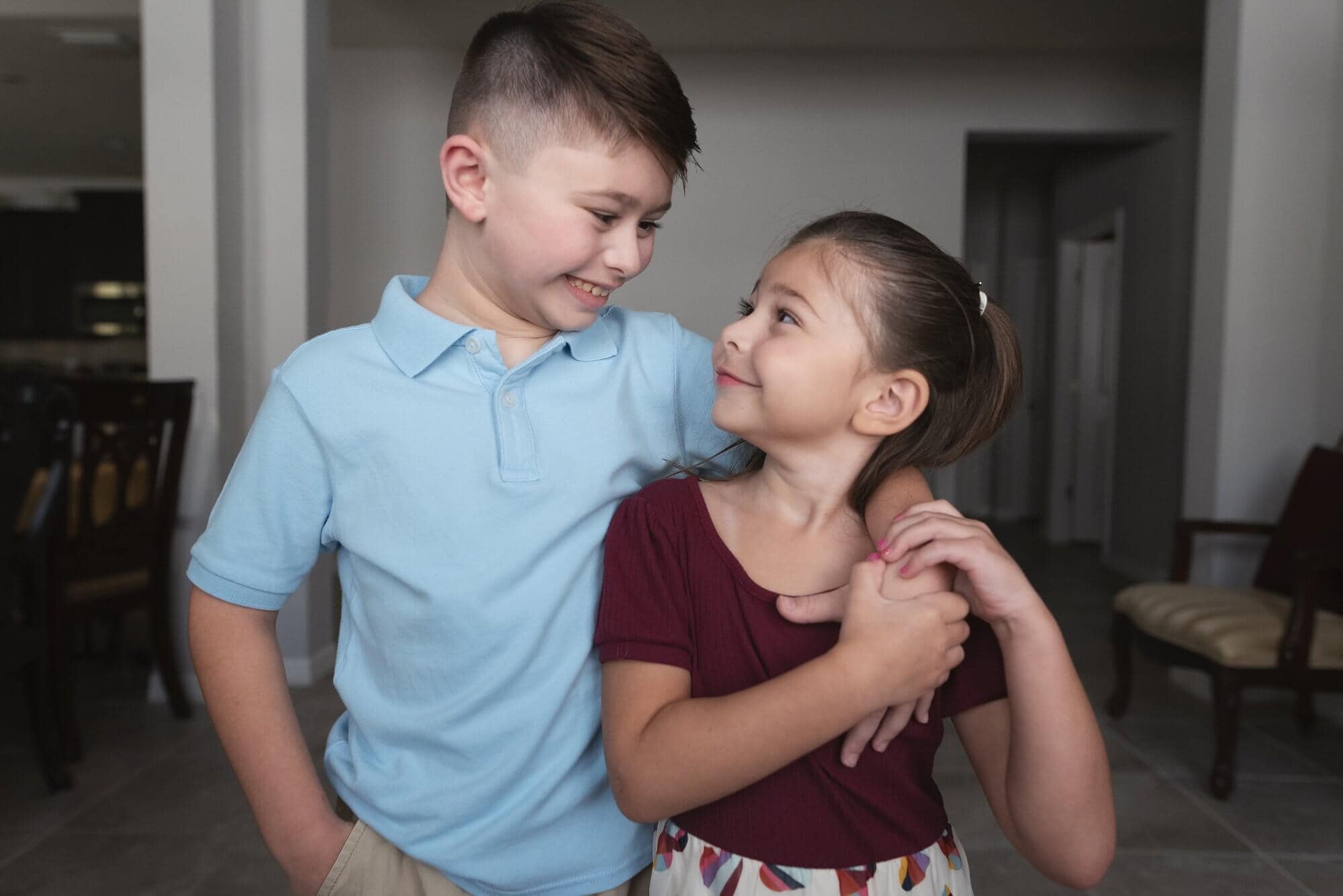 In Home Extended Family Photos | Roots Remain as One