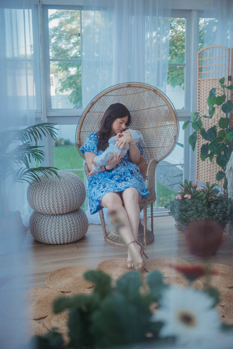 Tampa greenhouse mama mini session